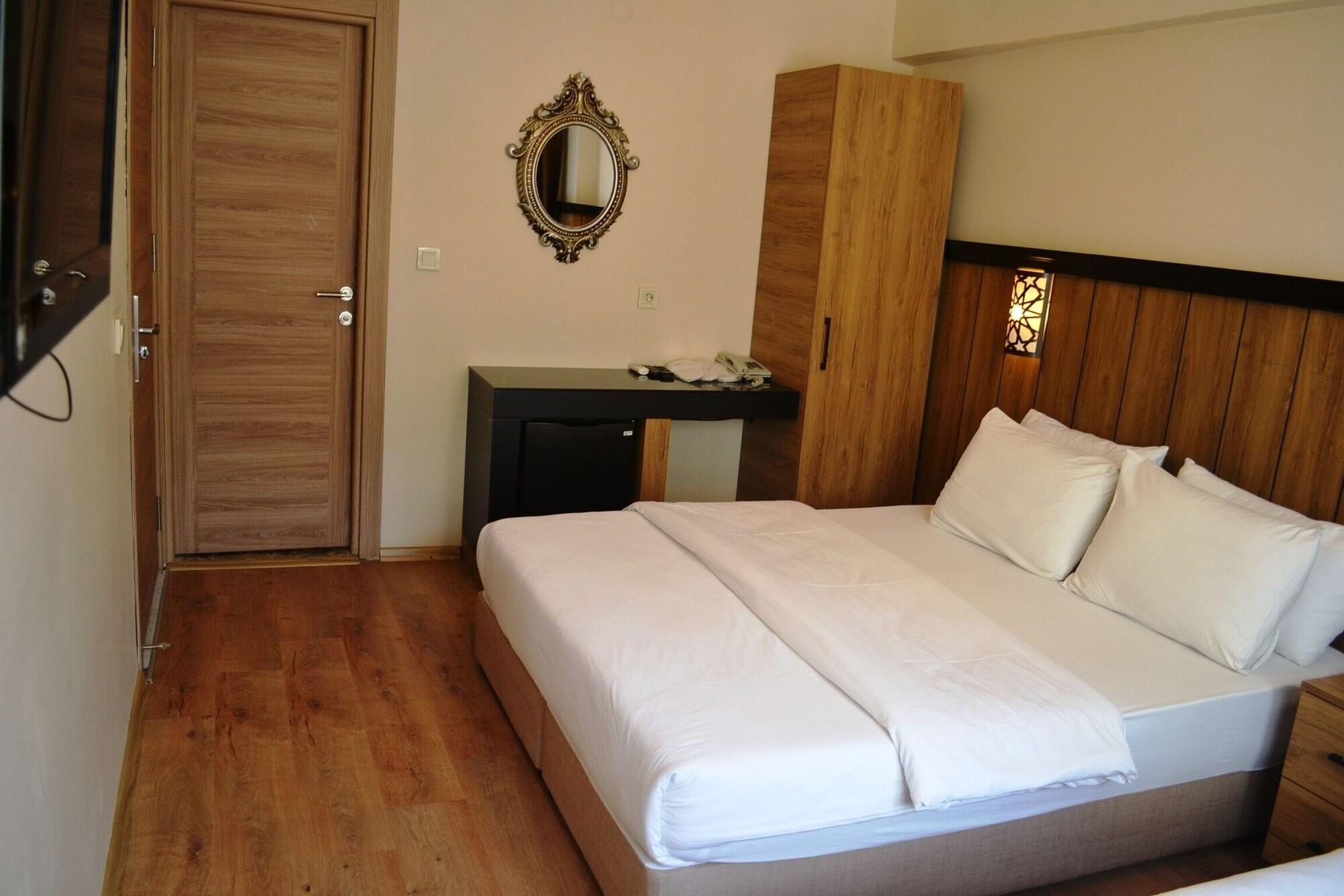 Istanbul Comfort Hotel Exterior photo